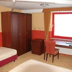 Gasthuis Kegel Tanz Palast 3*