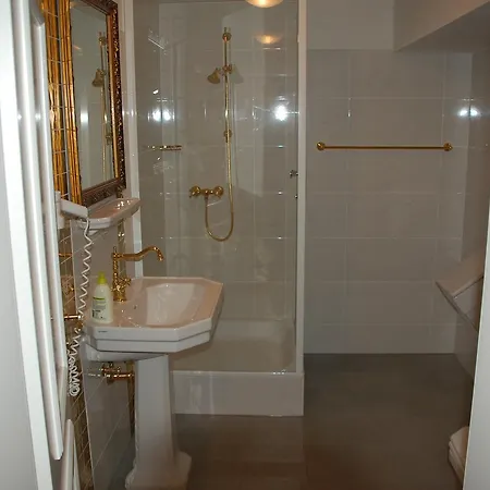 Kegel Tanz Palast Guest house *