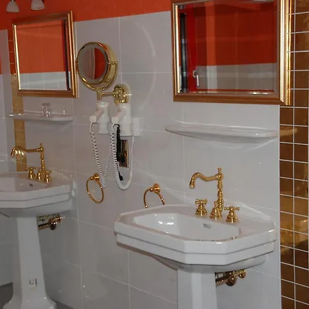 Kegel Tanz Palast Guest house *