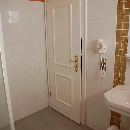 Kegel Tanz Palast 3* وينتربرغ