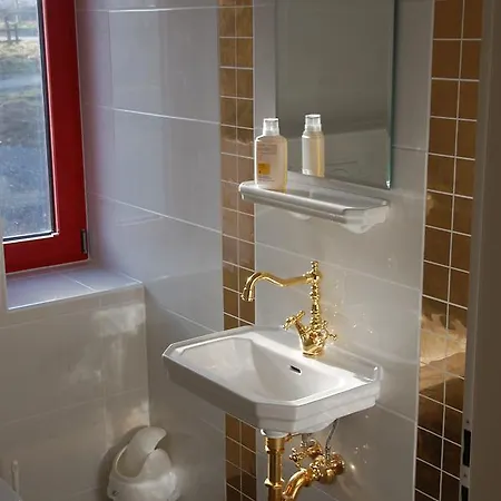 Konukevi Kegel Tanz Palast