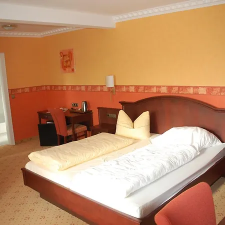 Kegel Tanz Palast 3*