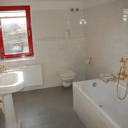 Kegel Tanz Palast 3*