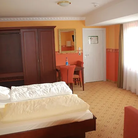 Kegel Tanz Palast Konukevi Winterberg