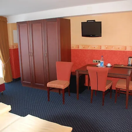 Kegel Tanz Palast Konukevi Winterberg