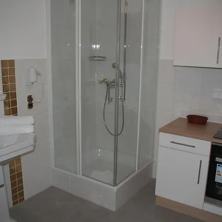 Kegel Tanz Palast Konukevi 3*