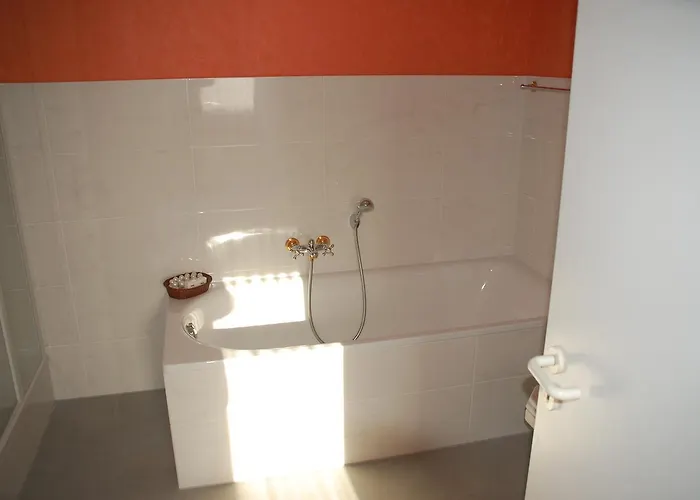 Kegel Tanz Palast 3*