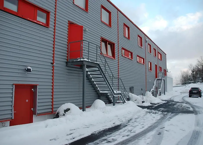 Kegel Tanz Palast 招待所 3*